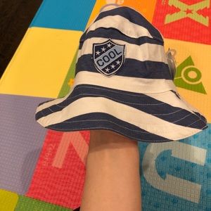 Boys Blue & White Stripe Hat 1-3 years NWT